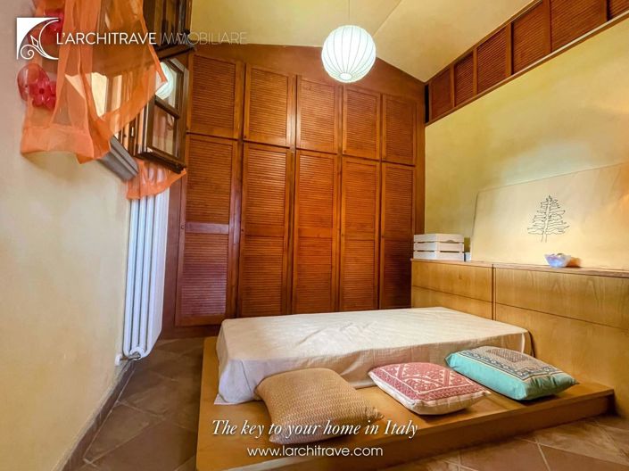 Image No.12-2 Bed Villa for sale