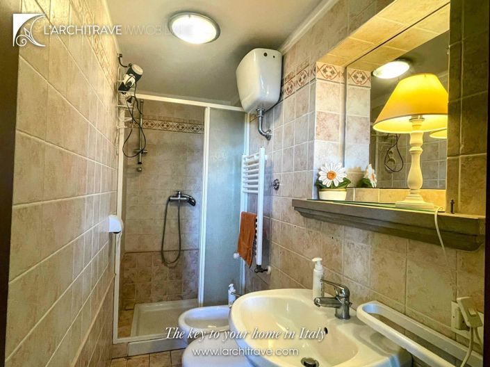 Image No.14-2 Bed Villa for sale