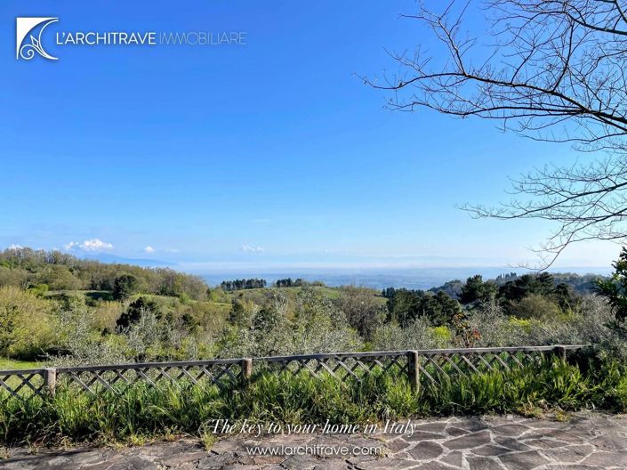 Image No.9-2 Bed Villa for sale