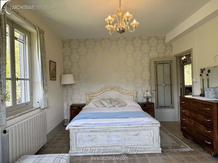 Image No.12-2 Bed Villa for sale