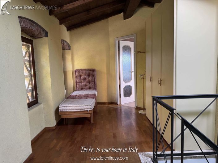 Image No.16-1 Bed House for sale