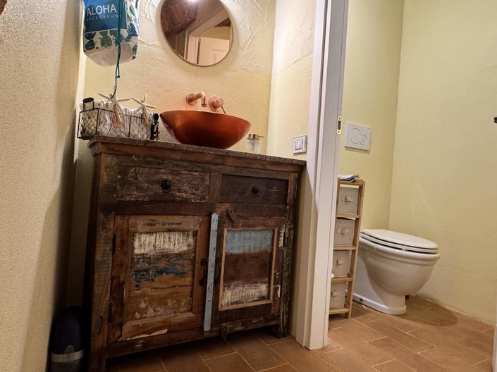 Image No.11-2 Bed House for sale