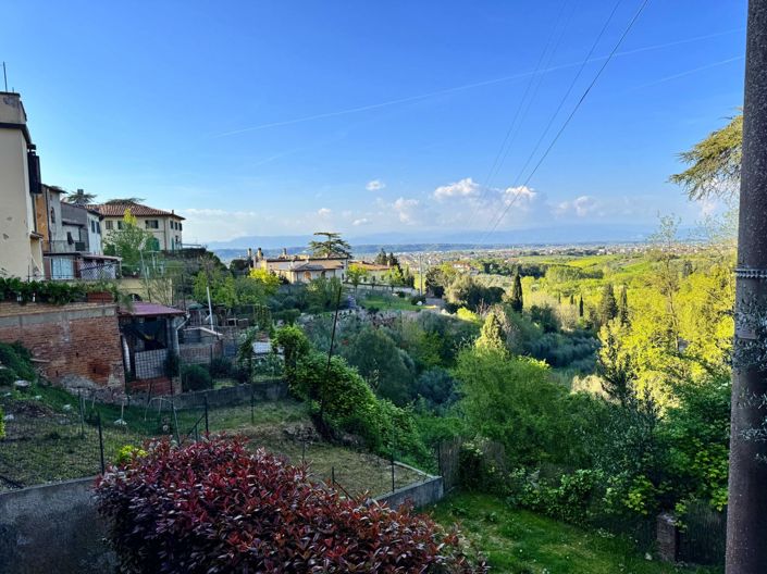 Image No.2-2 Bed House for sale