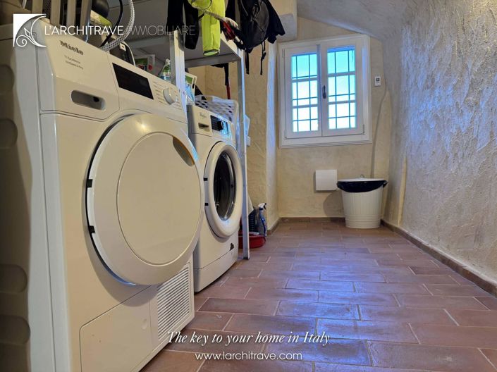 Image No.34-2 Bed House for sale