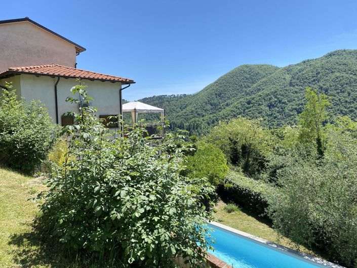 Image No.2-4 Bed Villa for sale