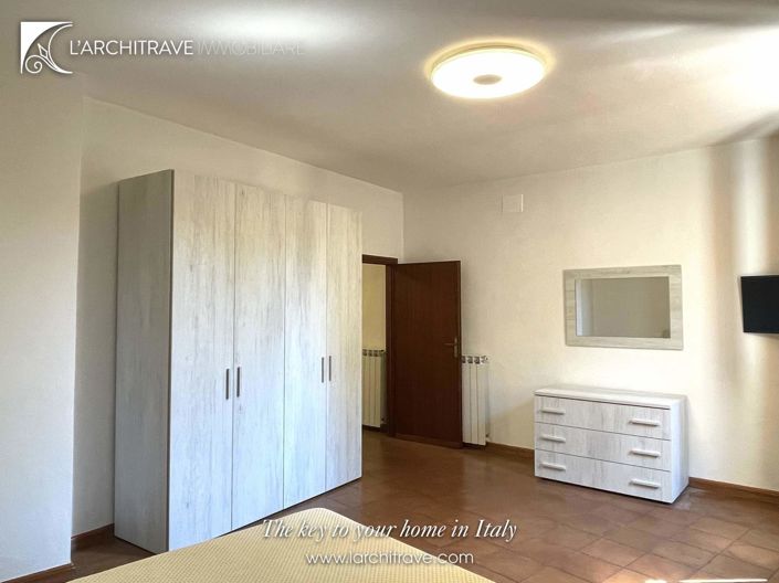 Image No.13-1 Bed House for sale