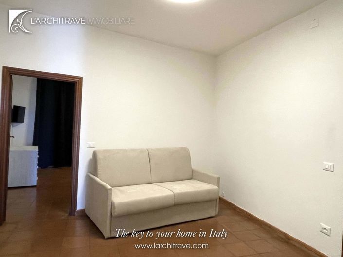 Image No.7-1 Bed House for sale