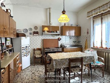 58b0fe3a-c171-c606-bcbe-dd549ad78e1f