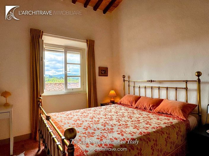 Image No.14-2 Bed House for sale