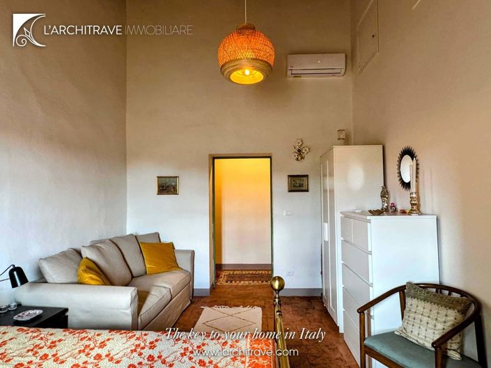 Image No.16-2 Bed House for sale