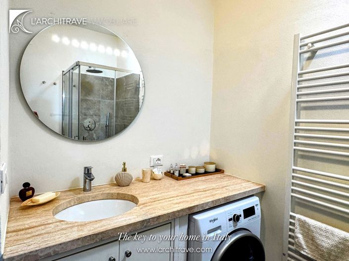 Image No.19-2 Bed House for sale