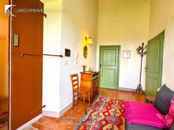 Image No.20-2 Bed House for sale