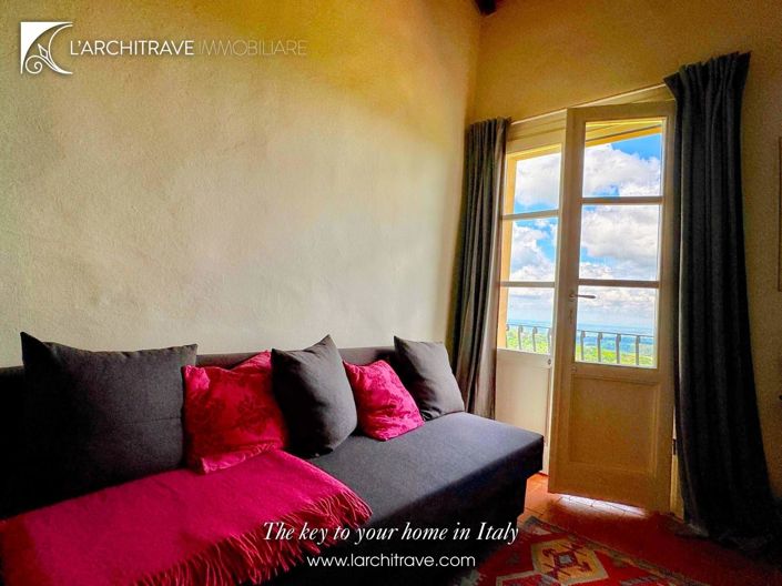 Image No.21-2 Bed House for sale