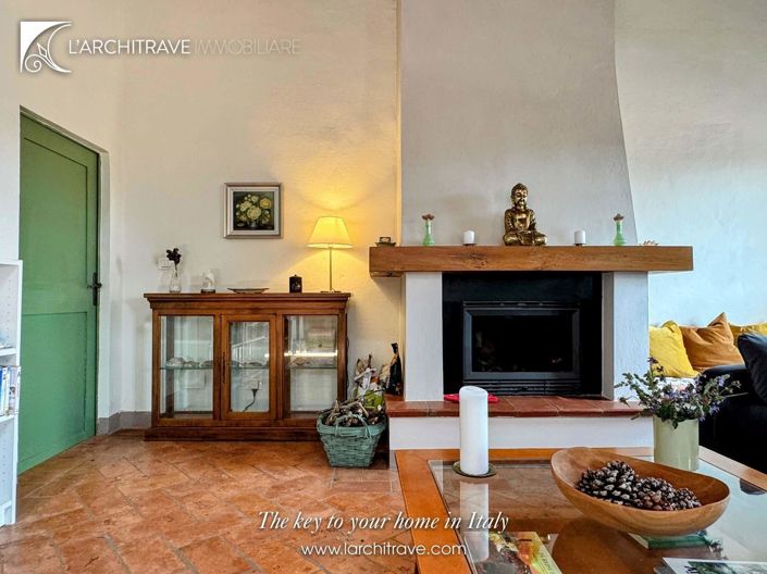 Image No.5-2 Bed House for sale