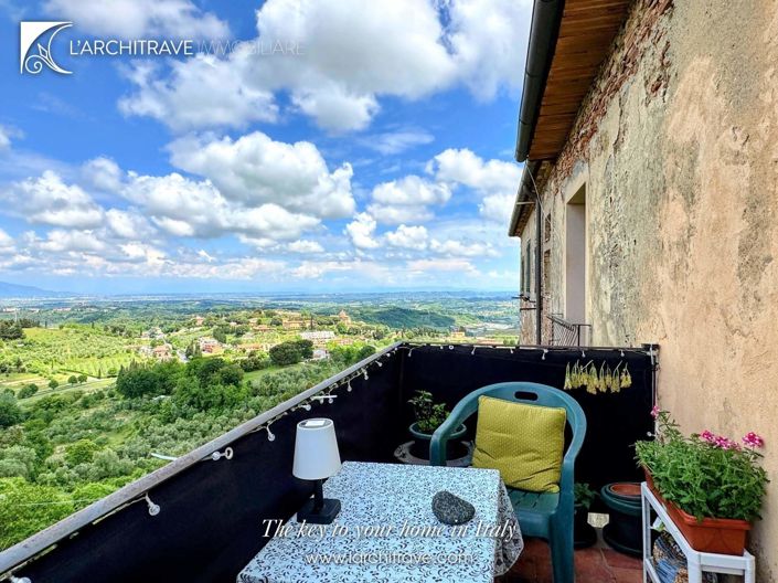 Image No.9-2 Bed House for sale