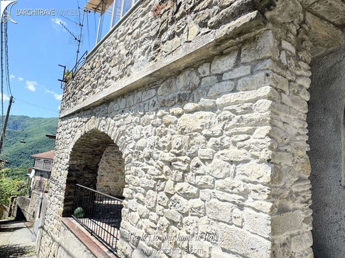 Image No.7-1 Bed House for sale