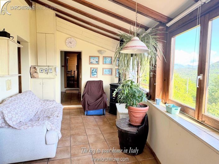 Image No.6-3 Bed House for sale