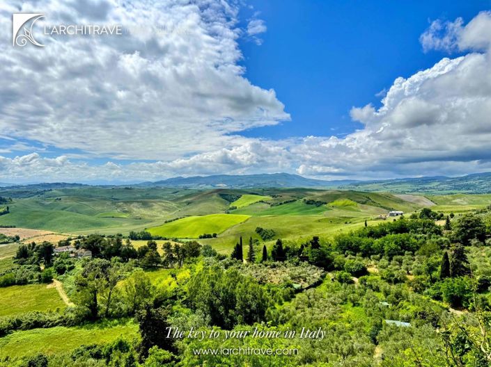 Image No.13-2 Bed House for sale