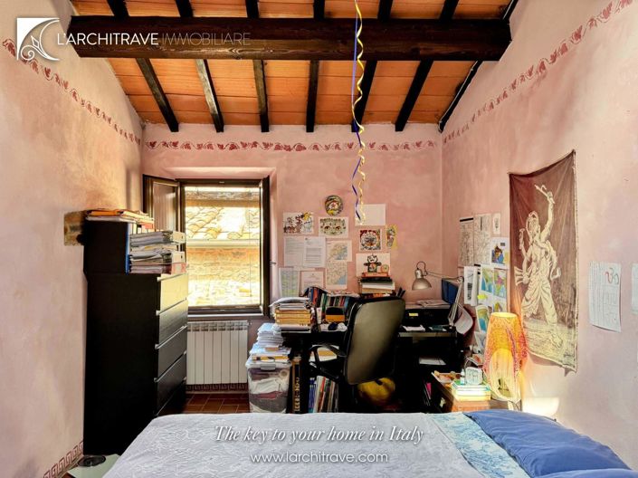 Image No.14-2 Bed House for sale