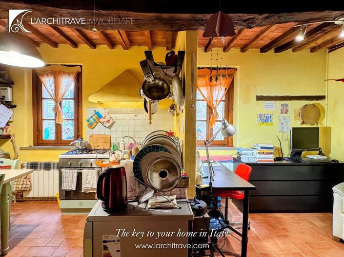 Image No.5-2 Bed House for sale