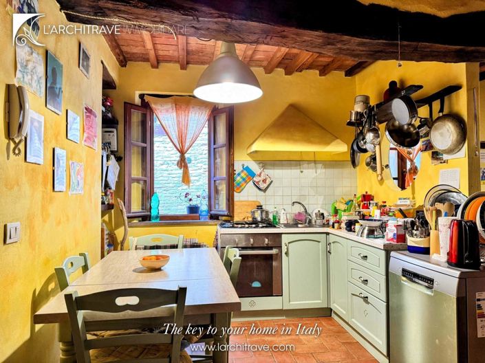 Image No.6-2 Bed House for sale