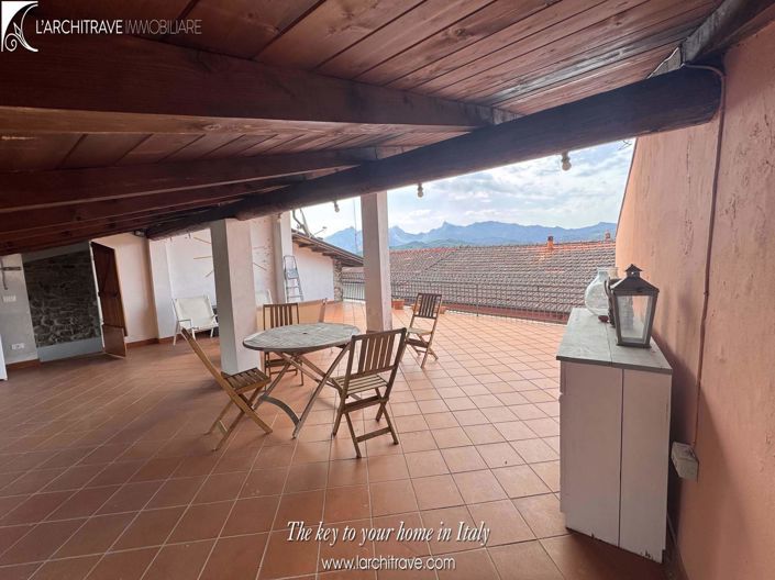 Image No.10-2 Bed House for sale