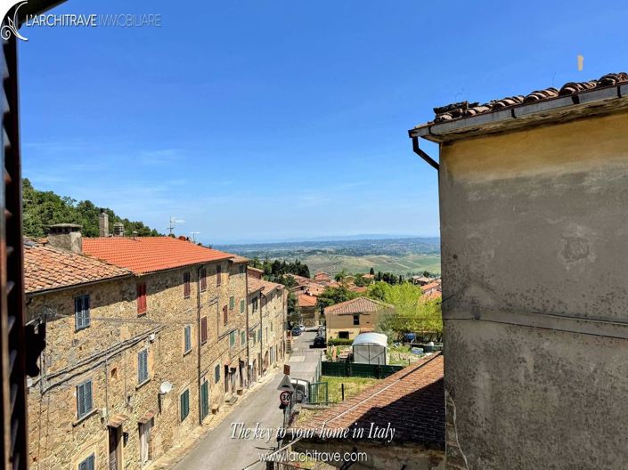 Image No.16-3 Bed House for sale