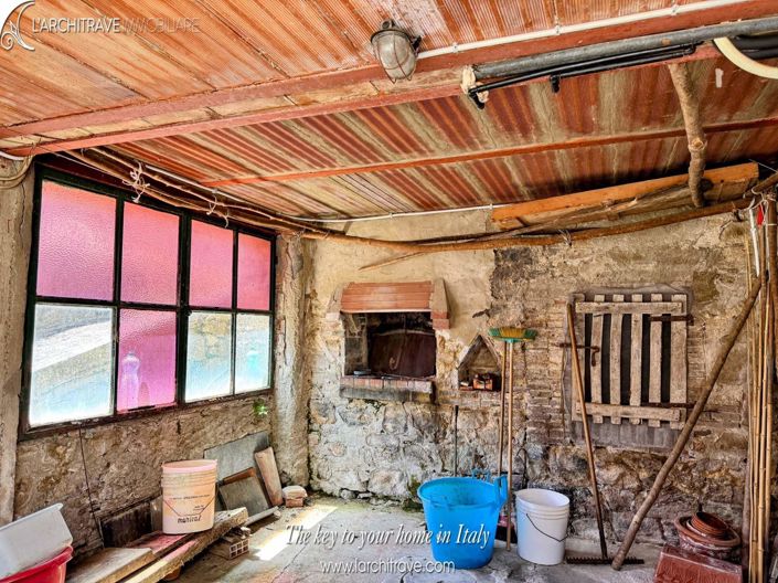 Image No.22-3 Bed House for sale