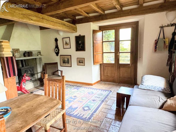 Image No.6-3 Bed House for sale