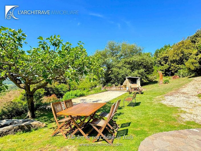 Image No.10-3 Bed Villa for sale