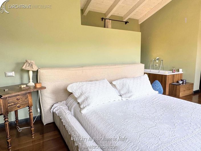 Image No.19-2 Bed Villa for sale