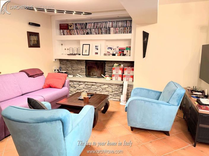 Image No.5-2 Bed Villa for sale