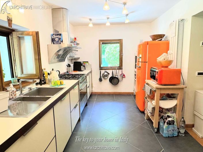 Image No.7-2 Bed Villa for sale