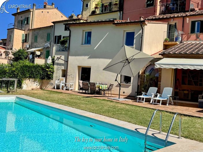 Image No.27-3 Bed House for sale