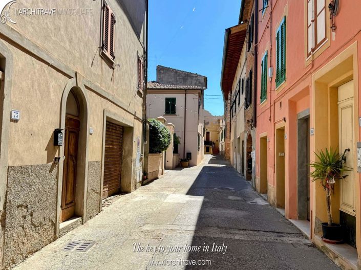 Image No.28-3 Bed House for sale