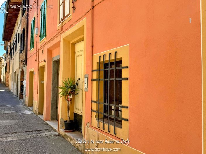 Image No.3-3 Bed House for sale