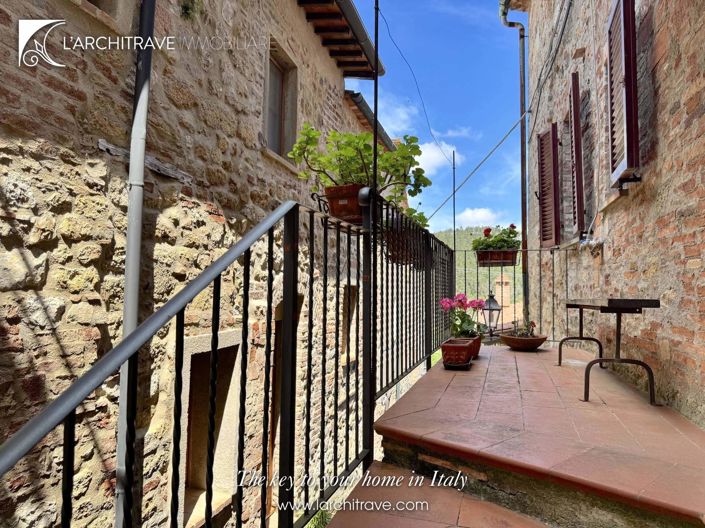 Image No.28-3 Bed House for sale