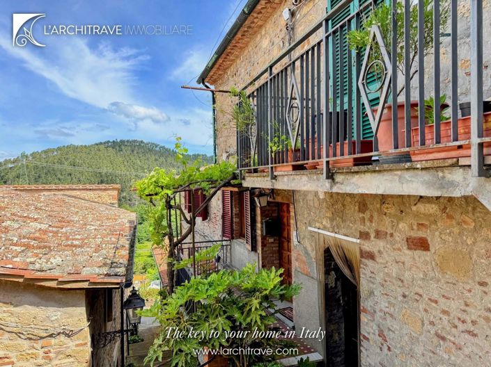 Image No.9-3 Bed House for sale