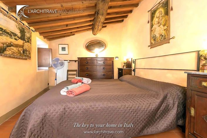 Image No.11-2 Bed House for sale