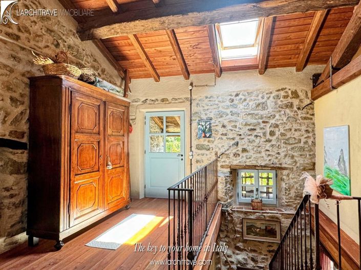 Image No.12-3 Bed House for sale