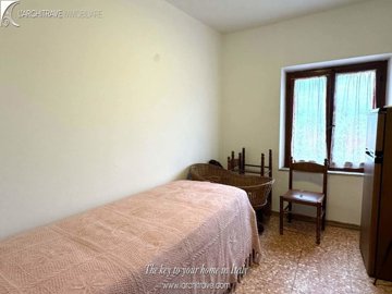 3de56e2a-8523-0467-af29-0701807828ca