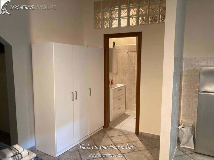 Image No.9-1 Bed House for sale