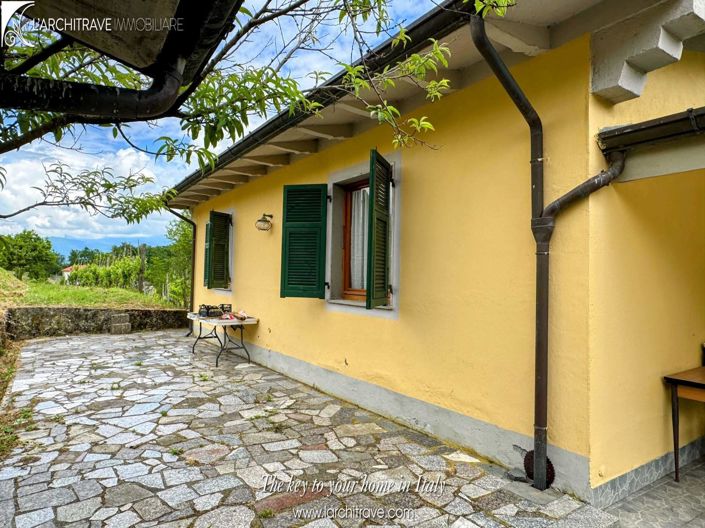 Image No.6-3 Bed House for sale