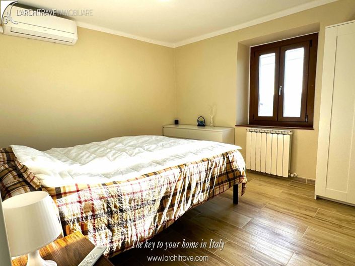 Image No.5-3 Bed House for sale