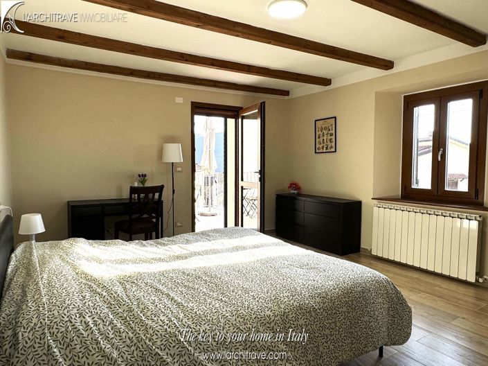 Image No.6-3 Bed House for sale