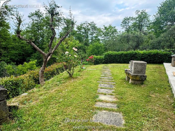 Image No.2-Villa for sale