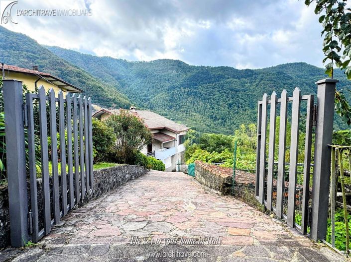 Image No.3-3 Bed Villa for sale