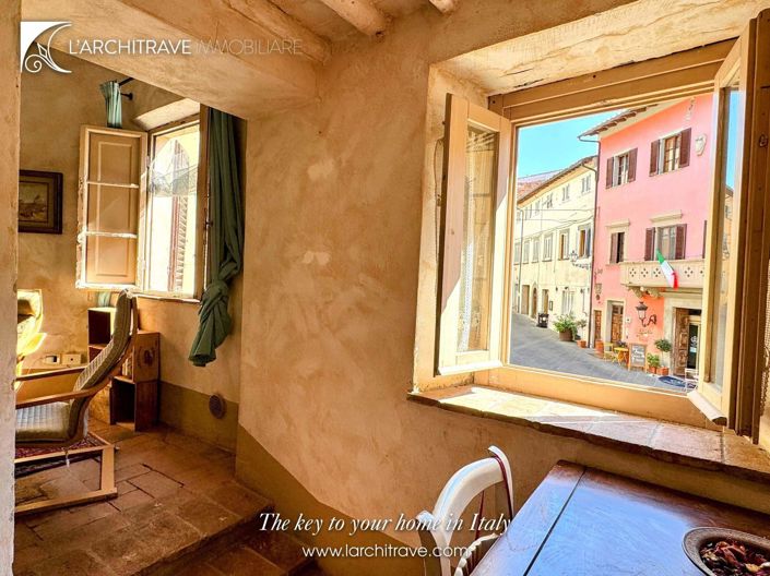 Image No.10-1 Bed House for sale