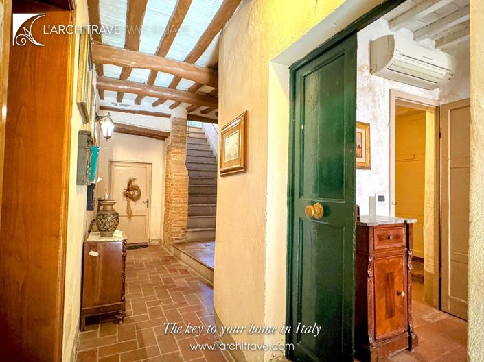 Image No.18-1 Bed House for sale