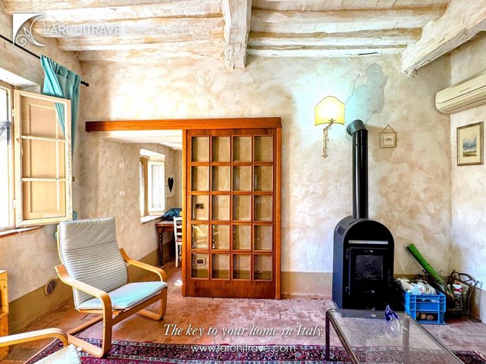 Image No.6-1 Bed House for sale